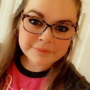 Meet your Posher, Cynthia